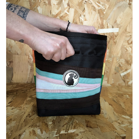 MAGNESERA BOULDER ORGULLOSA