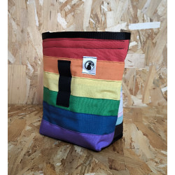 MAGNESERA BOULDER ORGULLOSA