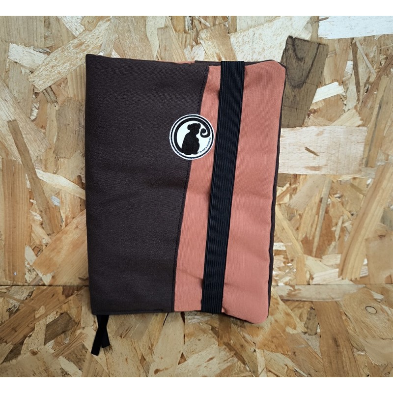 FUNDA GUIA MARRON NARANJA VERTICAL FUNDA GUIA MARRON NARANJA VERTICAL
