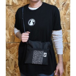 BOLSO PEQUEÑO NEGRO ESTAMPADO