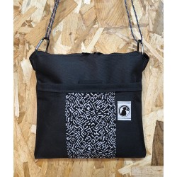 BOLSO PEQUEÑO NEGRO ESTAMPADO