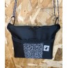 BOLSO PEQUEÑO NEGRO ESTAMPADO