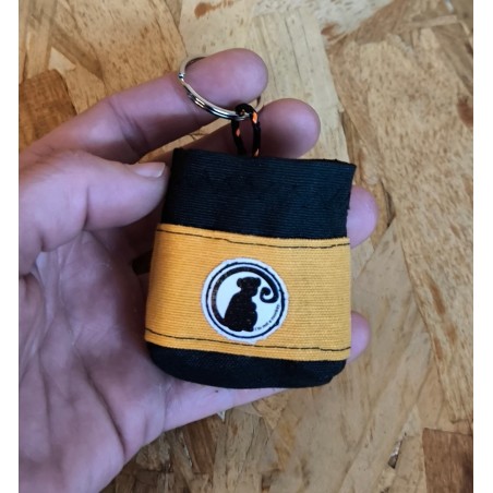 MINI MAGNE NEGRO AMARILLO MOS