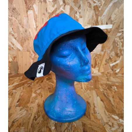 GORRO BUCKET NEGRO AZUL ROJO