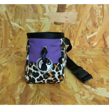 MAGNESERA ANIMAL PRINT MORADO